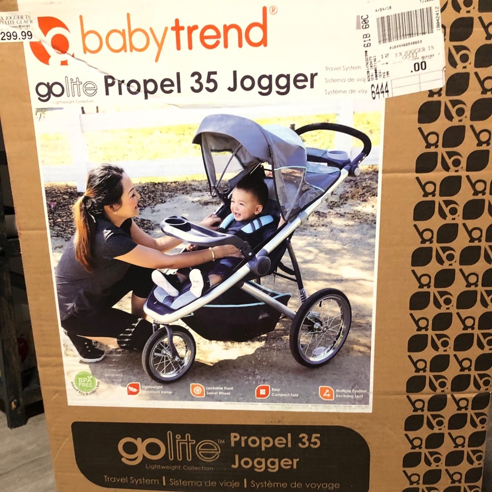 GoLite Propel 35 jogger